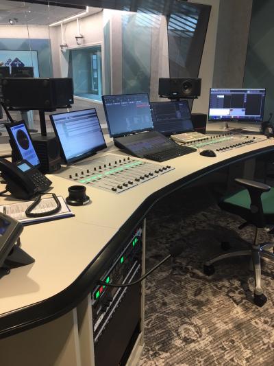 NPO Radiohuis: Radio 1 en Radio 4 design, akoestiek en consoles